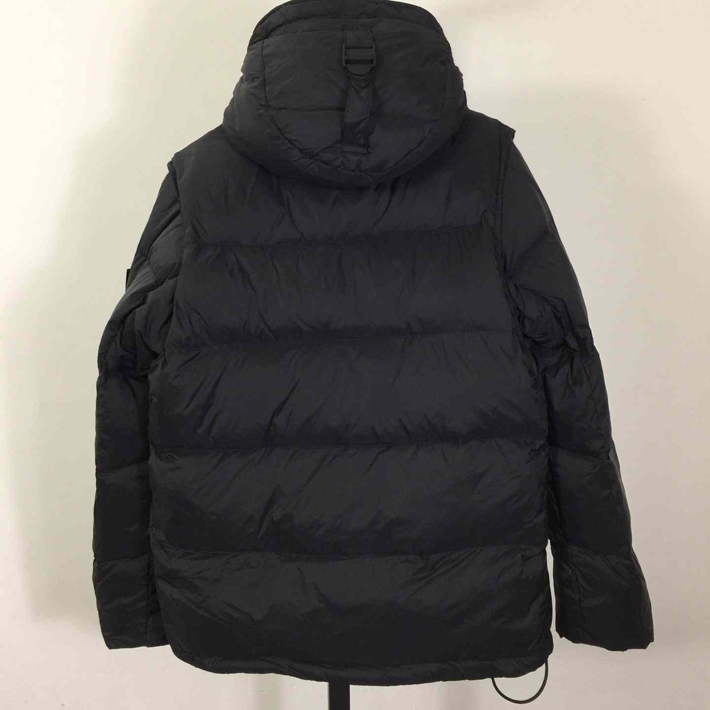 Burberry Puffer Jacket - DesignerGu