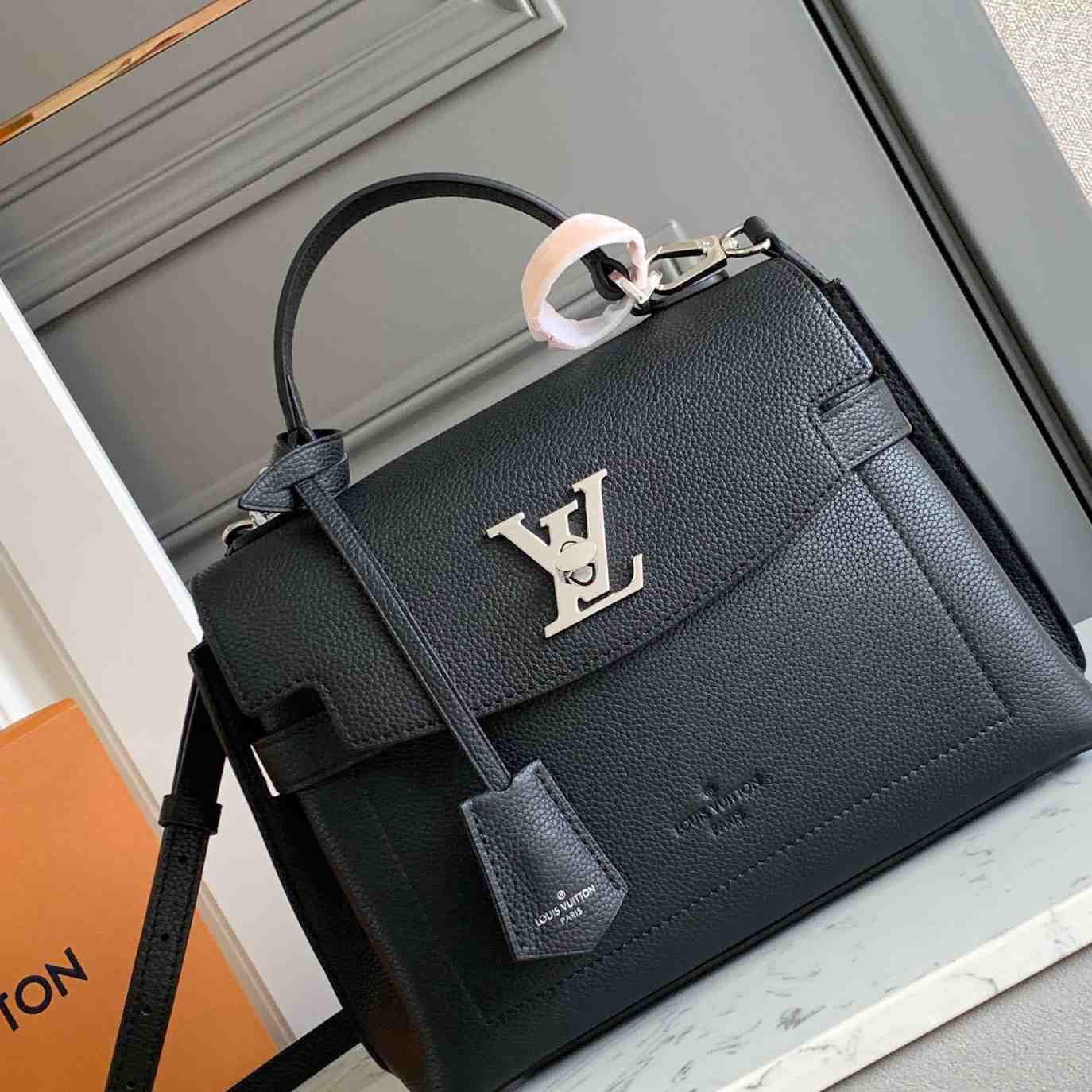 Louis Vuitton Lockme Ever BB   M53937 - DesignerGu