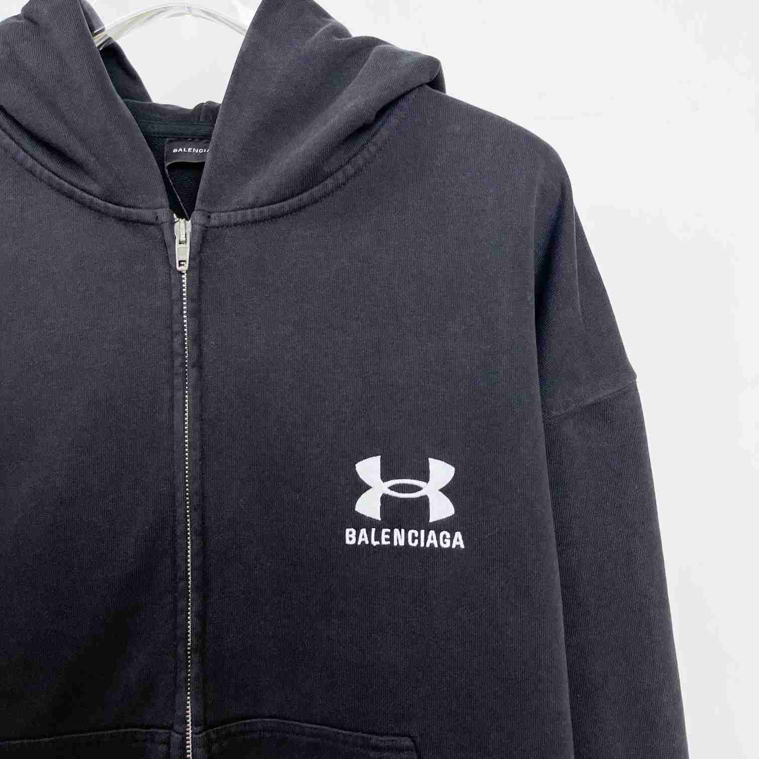 Balenciaga Under Armour® Zip-Up Hoodie Regular Fit In Black - DesignerGu