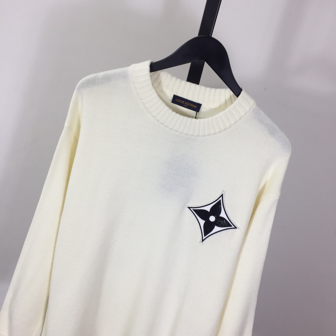 Louis Vuitton Logo Sweater - DesignerGu