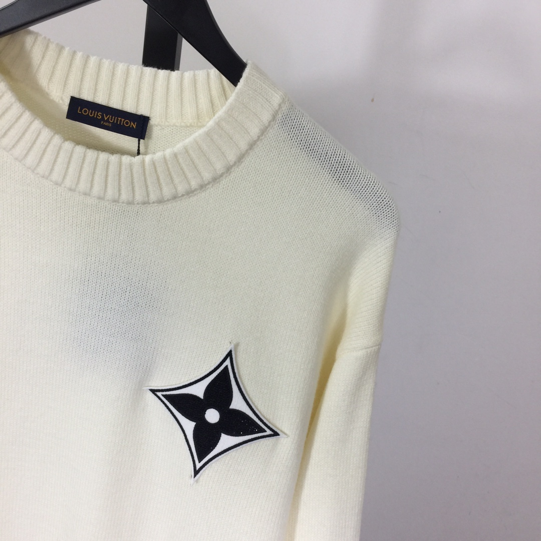 Louis Vuitton Logo Sweater - DesignerGu