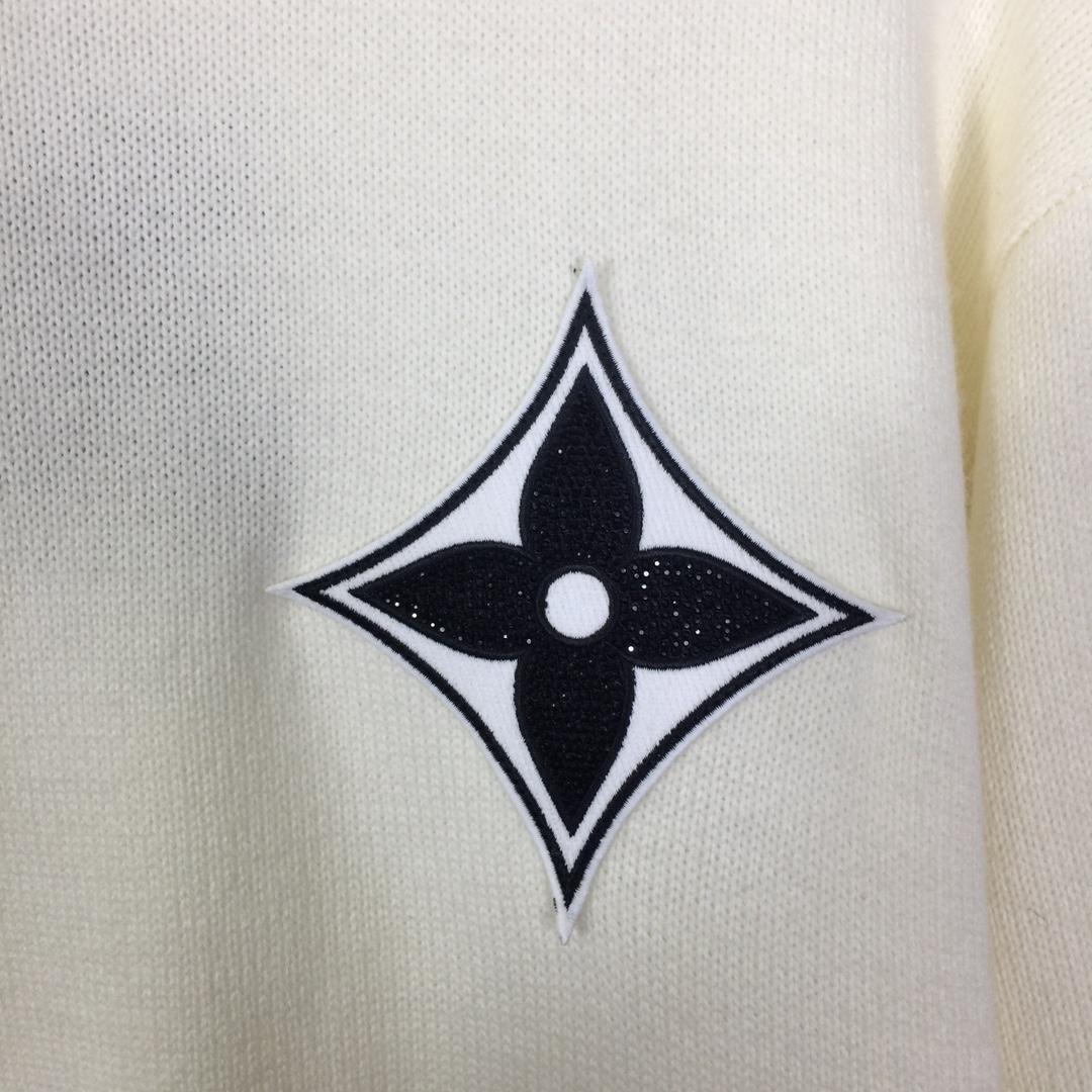 Louis Vuitton Logo Sweater - DesignerGu