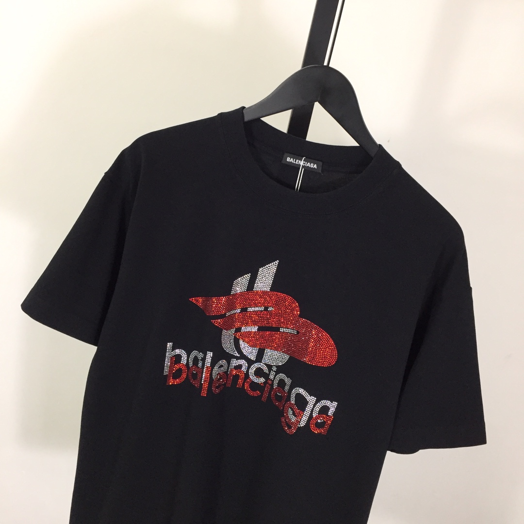 Balenciaga Logo T-Shirt - DesignerGu