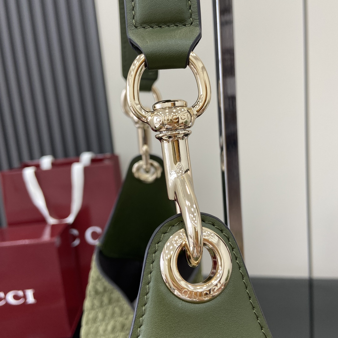 Gucci B Medium Shoulder Bag - DesignerGu