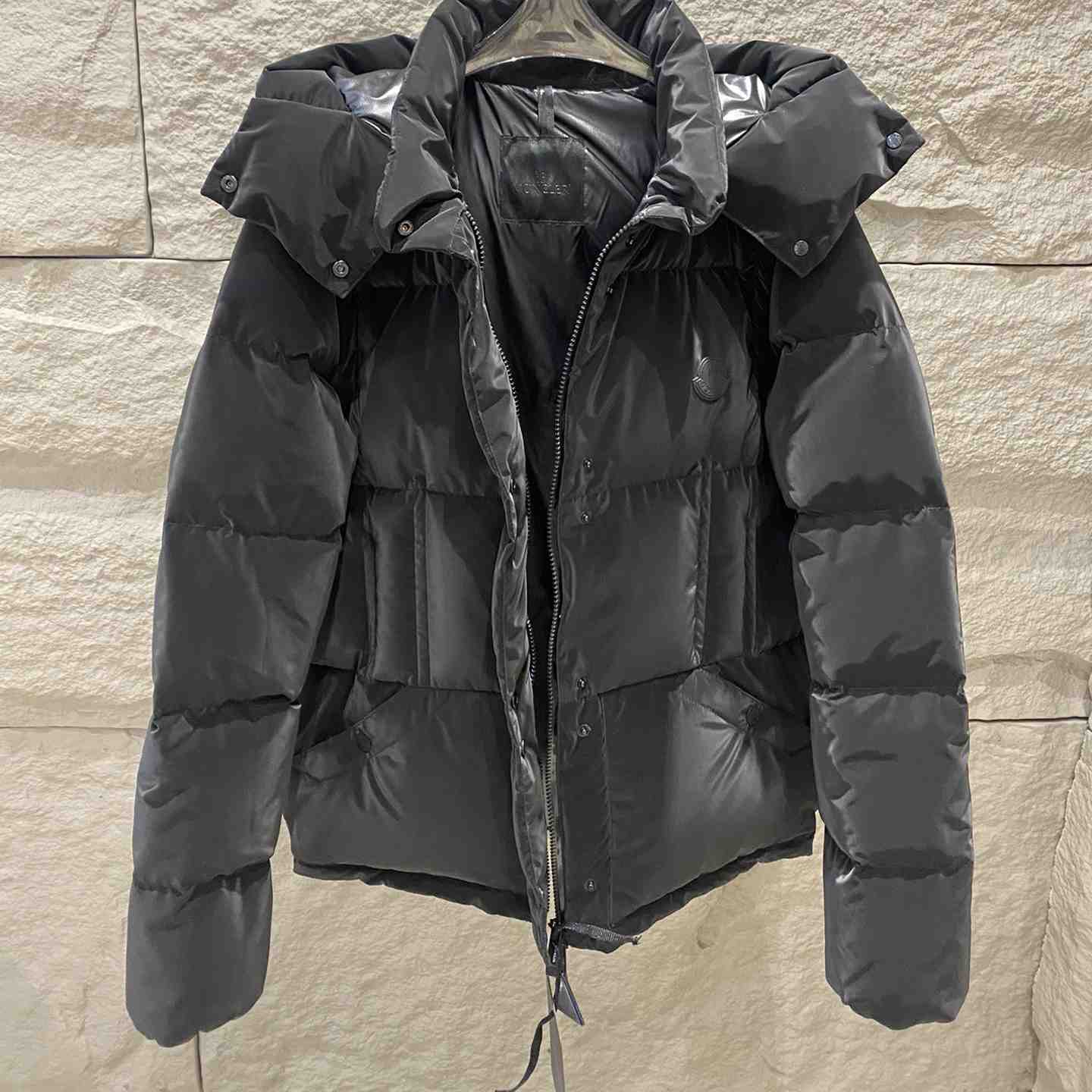 Moncler Allymes 2-in-1 Hooded Short Down Jacket - DesignerGu