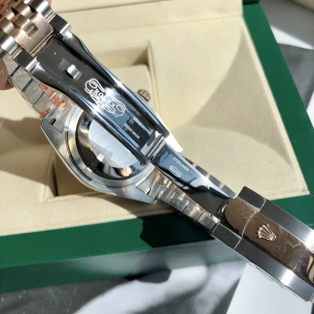 Rolex Datejust Watch - DesignerGu