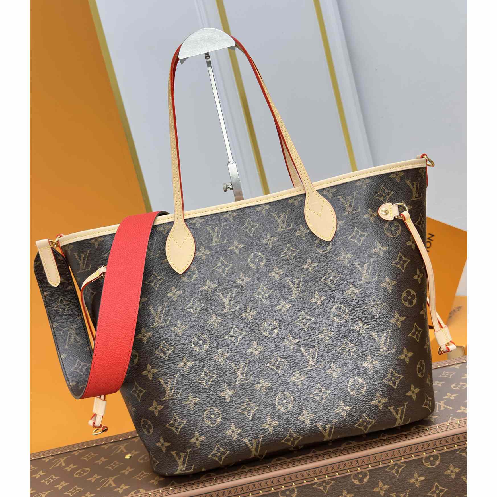 Louis Vuitton Neverfull Bandoulière Inside Out MM   M12096 - DesignerGu