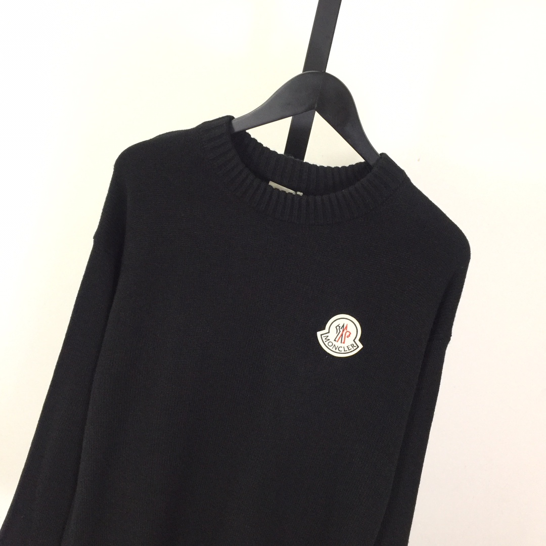 Moncler Logo Sweater - DesignerGu