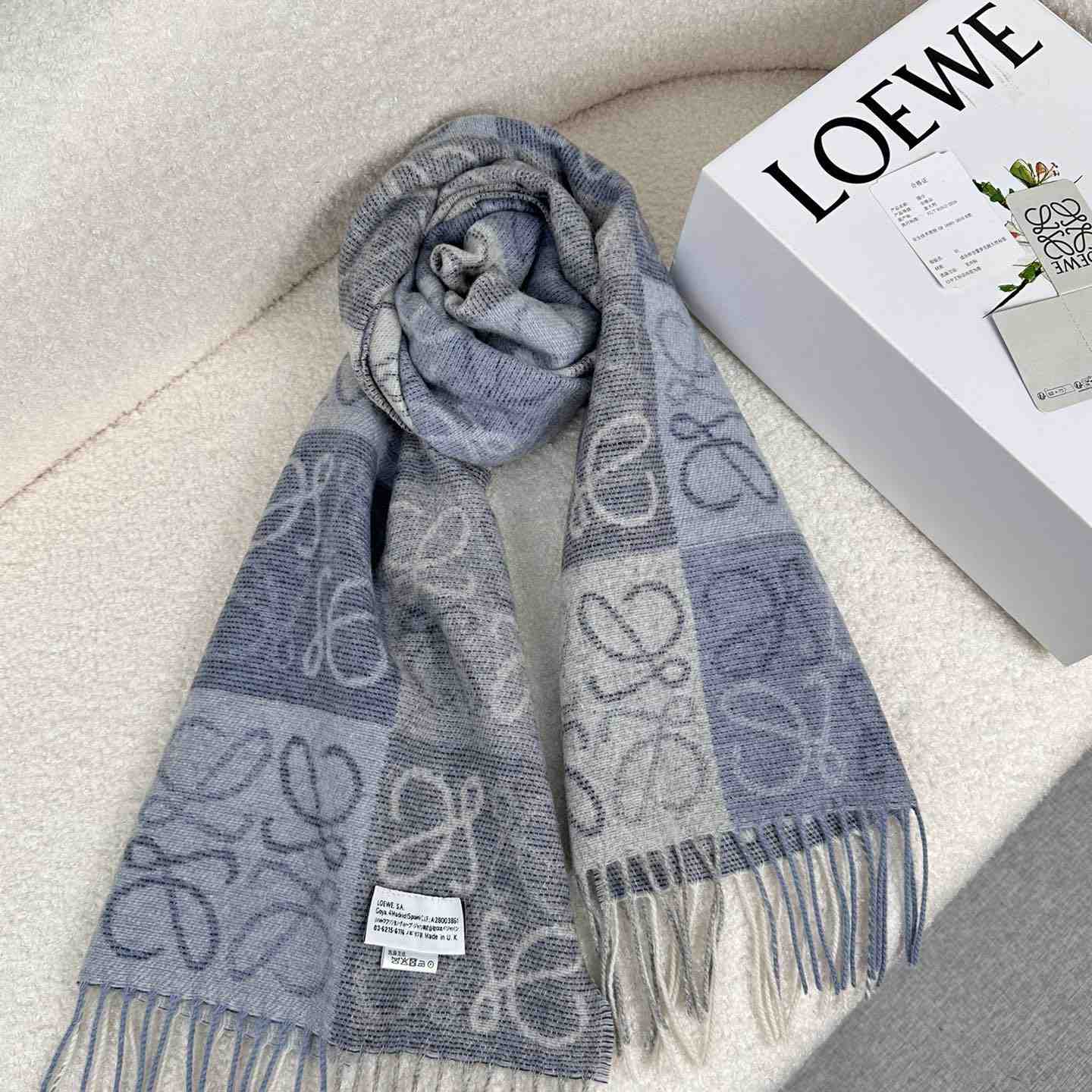 Loewe Scarf In Wool And Cashmere - DesignerGu