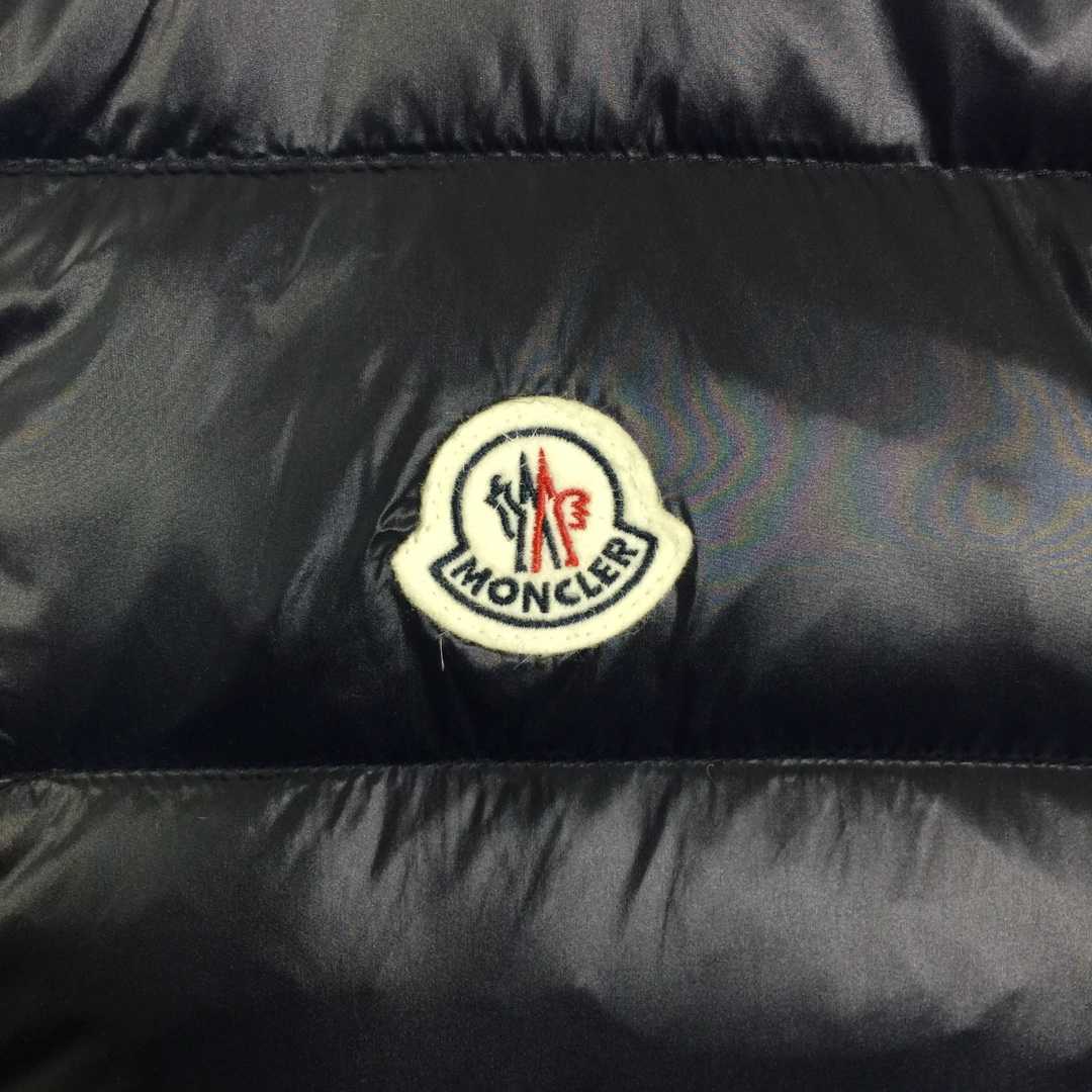 Moncler Down Vest - DesignerGu