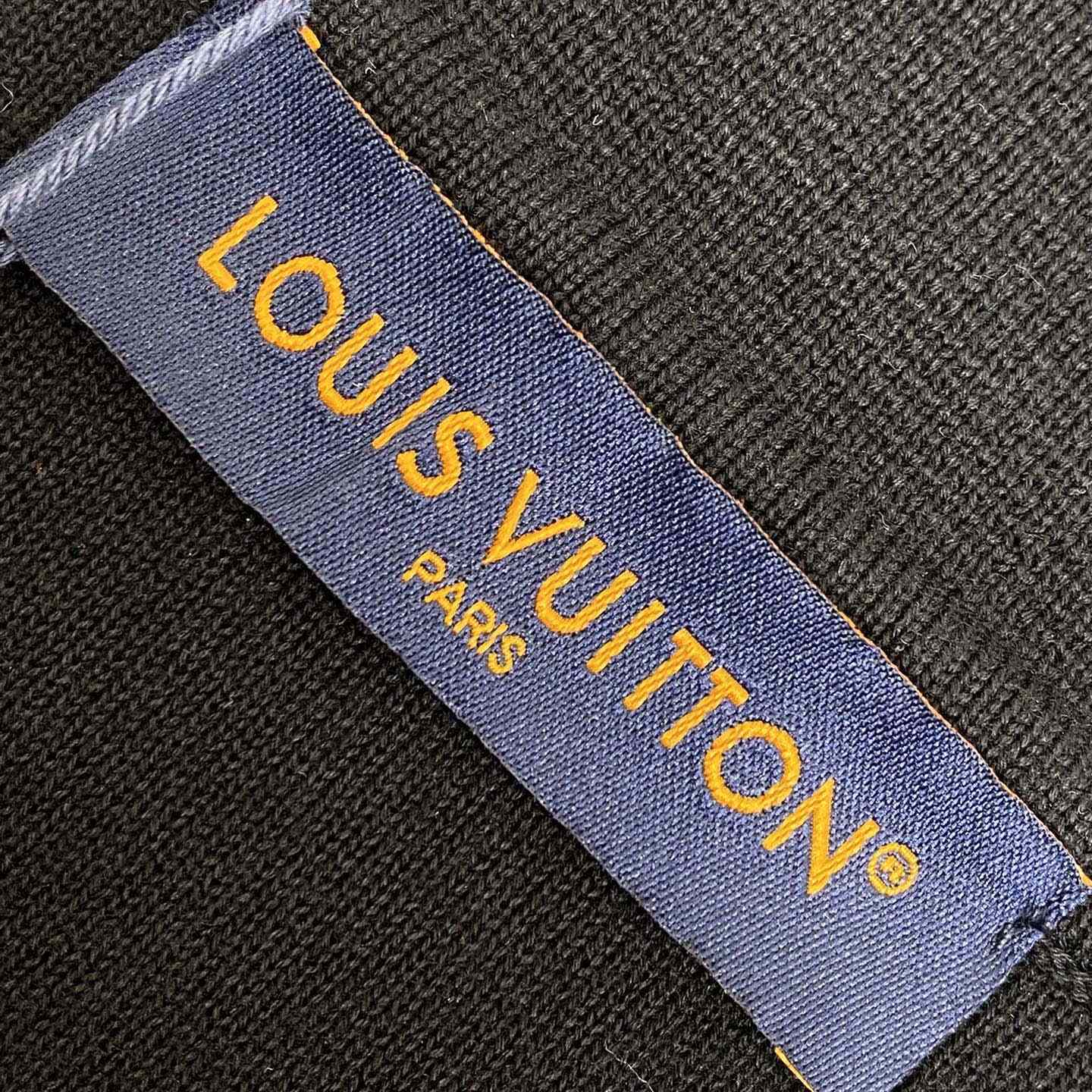 Louis Vuitton LV Blason Embossed Wool Blouson  1AFYEI - DesignerGu