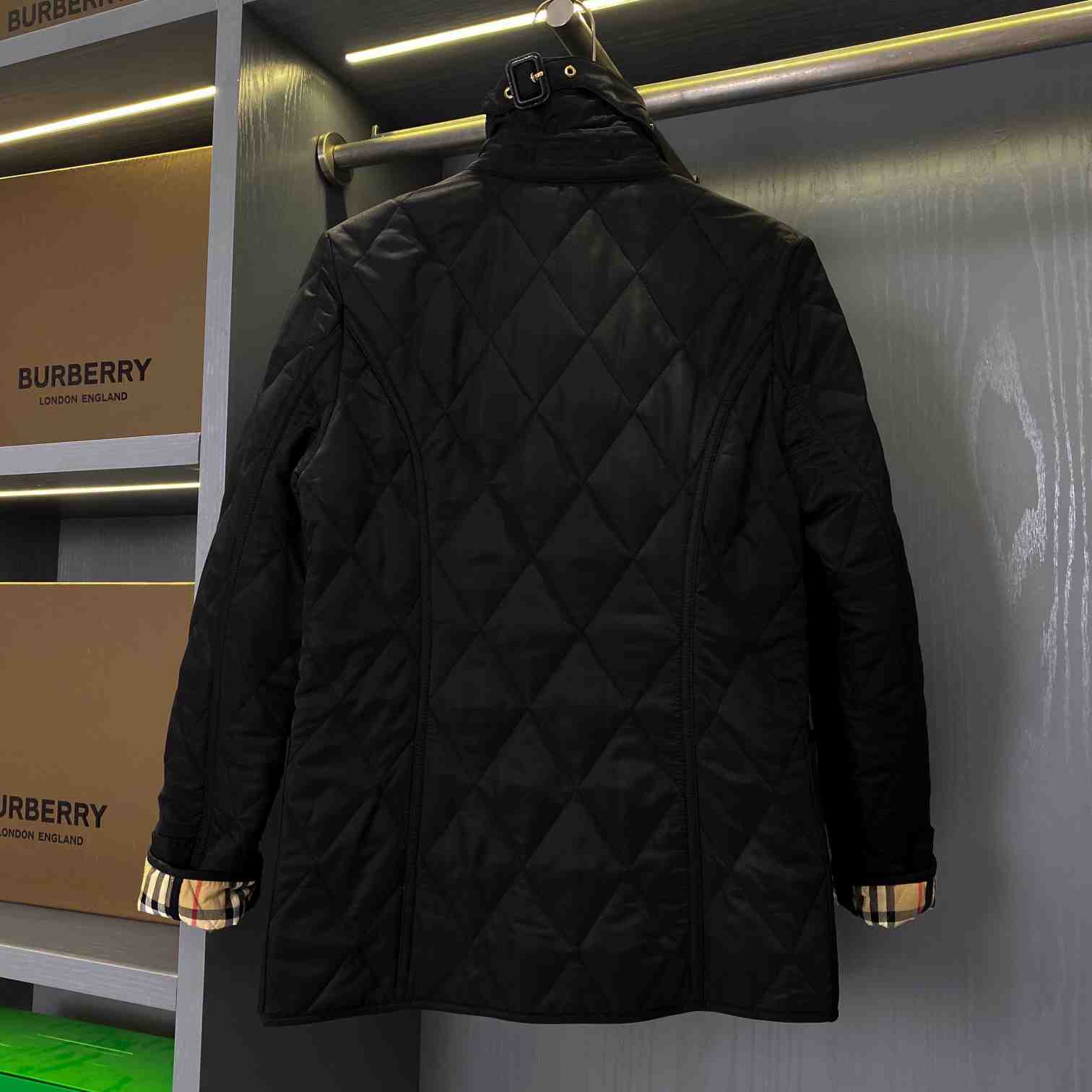 Burberry Quilted Thermoregulated Jacket - DesignerGu