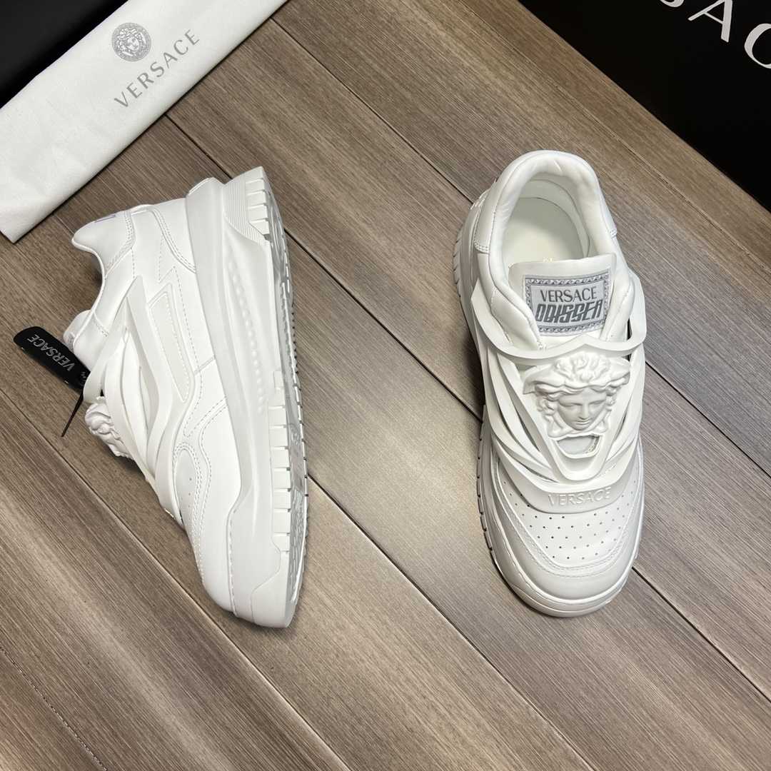 Versace Low-top Sneakers - DesignerGu