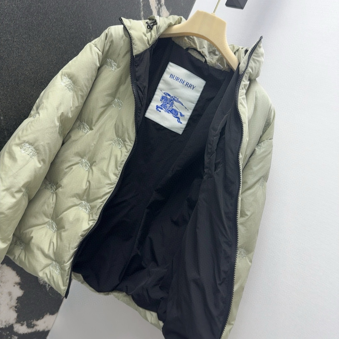 Burberry EKD Nylon Preston Padded Jacket - DesignerGu