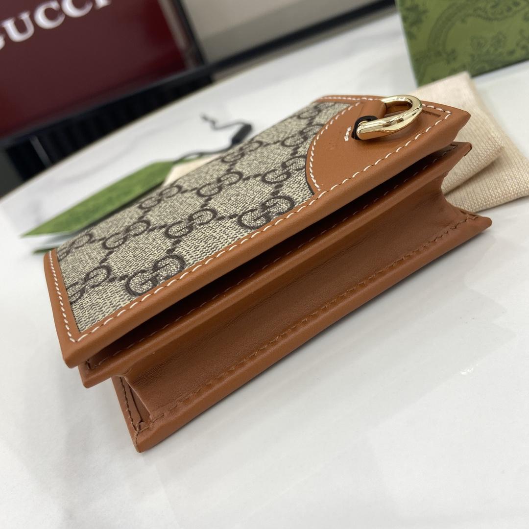 Gucci GG Emblem Mini Wallet - DesignerGu