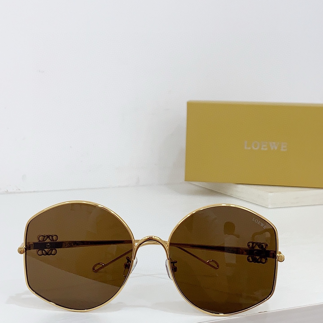 Loewe LW40109U Sunglasses  - DesignerGu