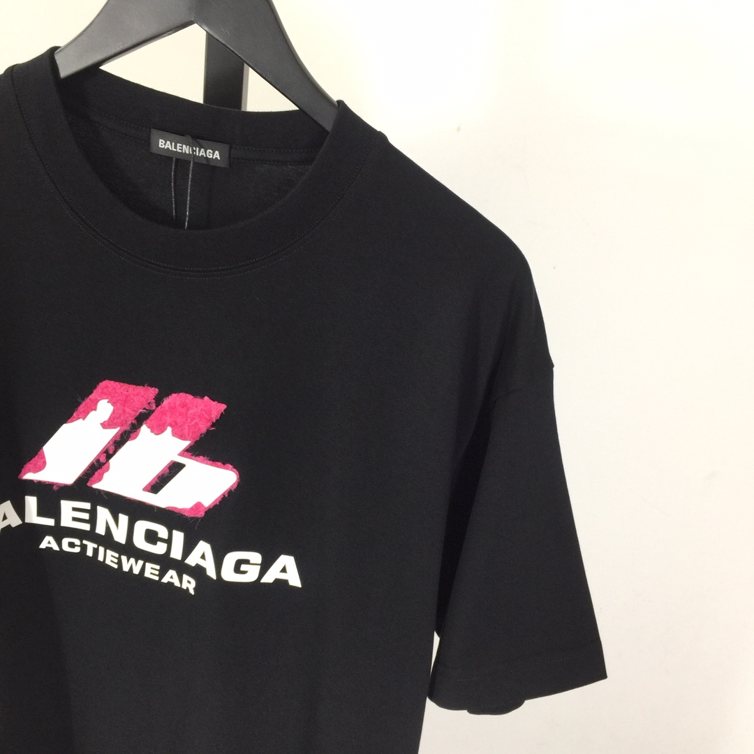 Balenciaga Logo T-Shirt - DesignerGu