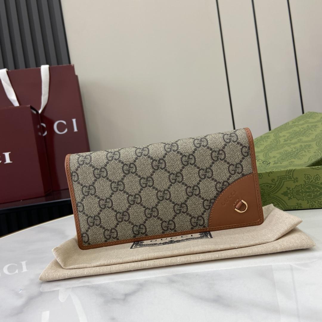 Gucci GG Emblem Continental Wallet - DesignerGu