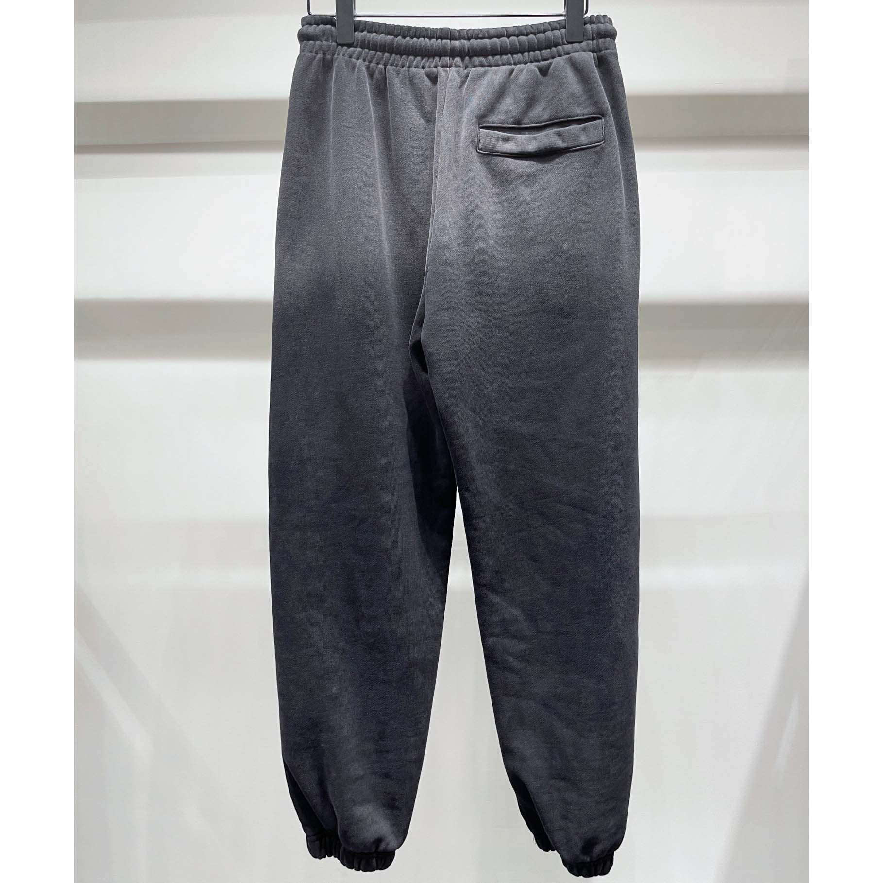 Miu Miu  Sweatpants  - DesignerGu