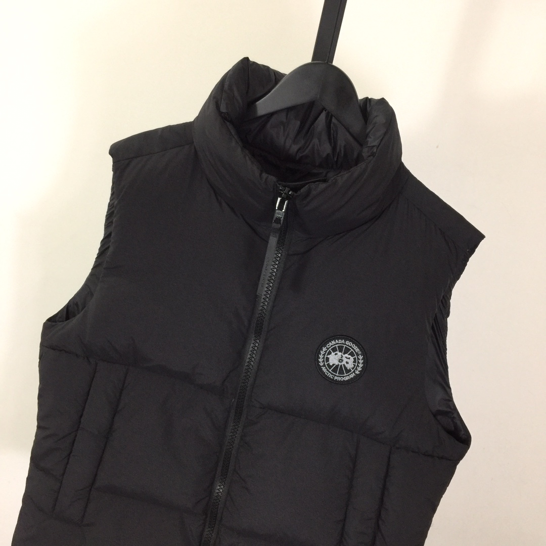 Canada Goose Down Vest - DesignerGu