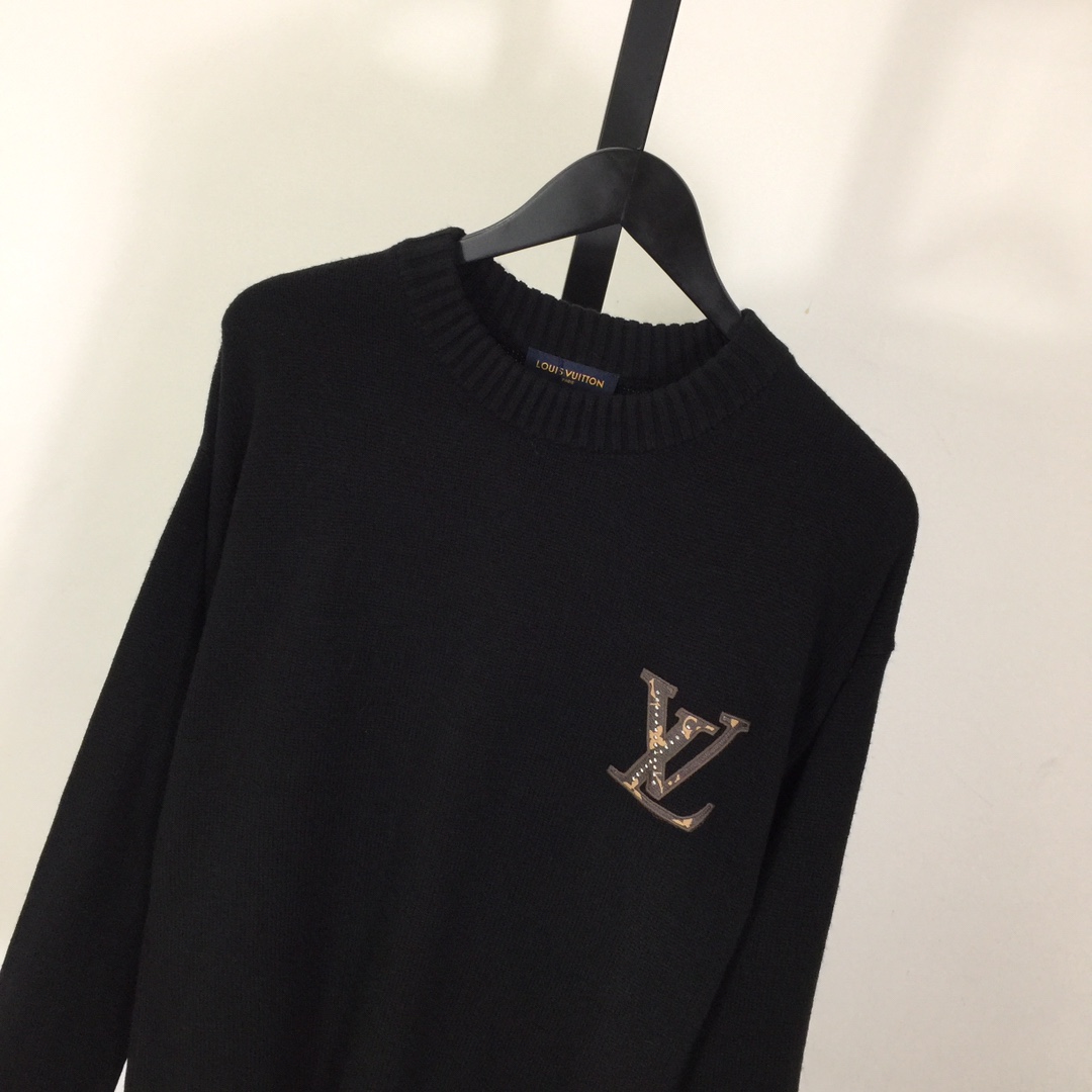 Louis Vuitton Logo Sweater - DesignerGu