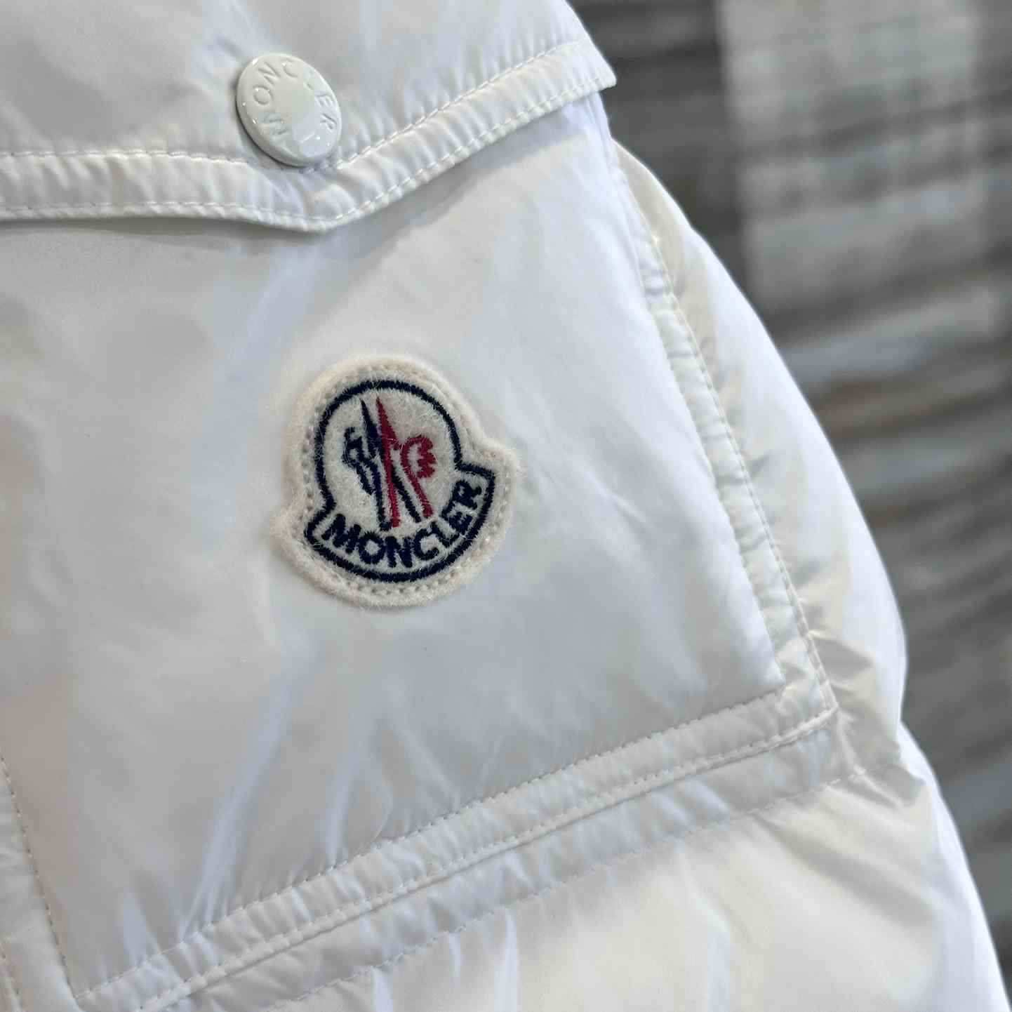 Moncler Maire Hooded Short Down Jacket - DesignerGu