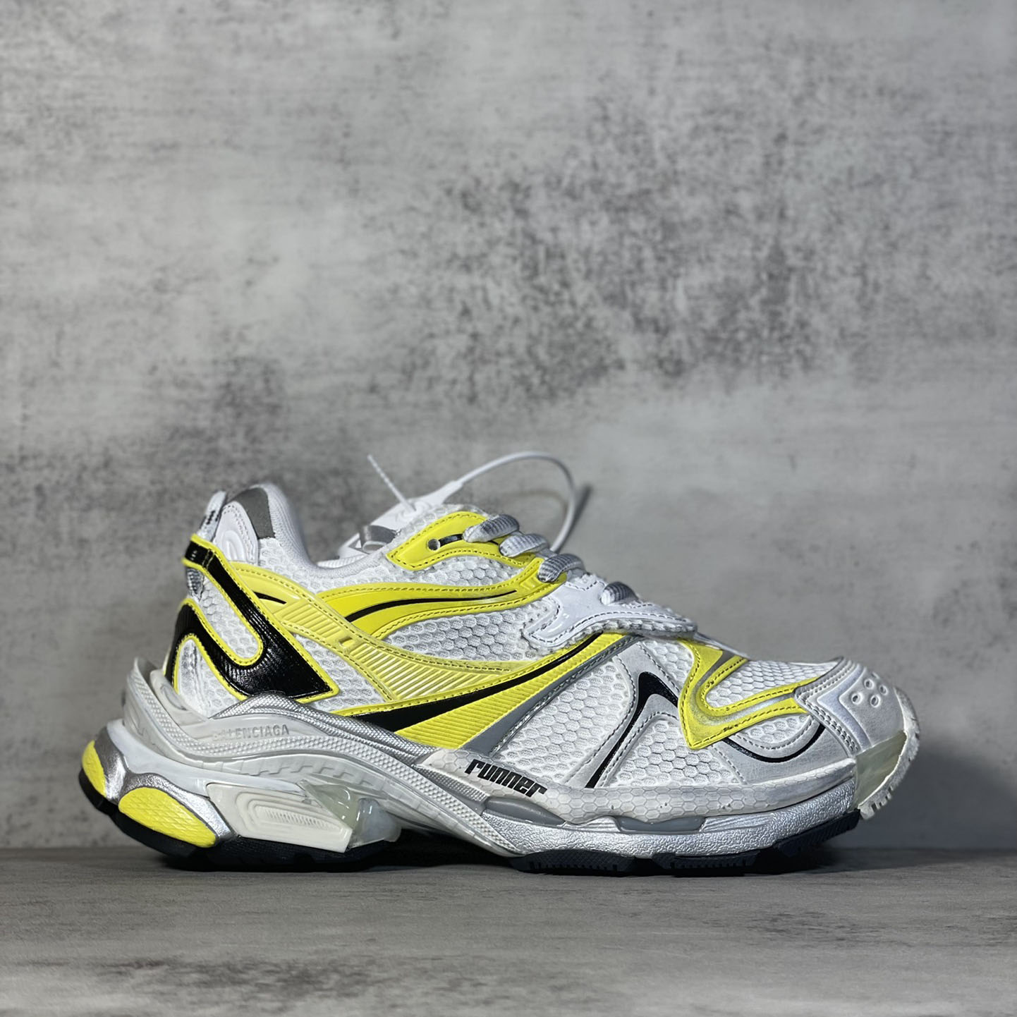 Balenciaga Runner 2.0 Sneaker In White, Yellow And Black Mesh And Polyurethane - DesignerGu