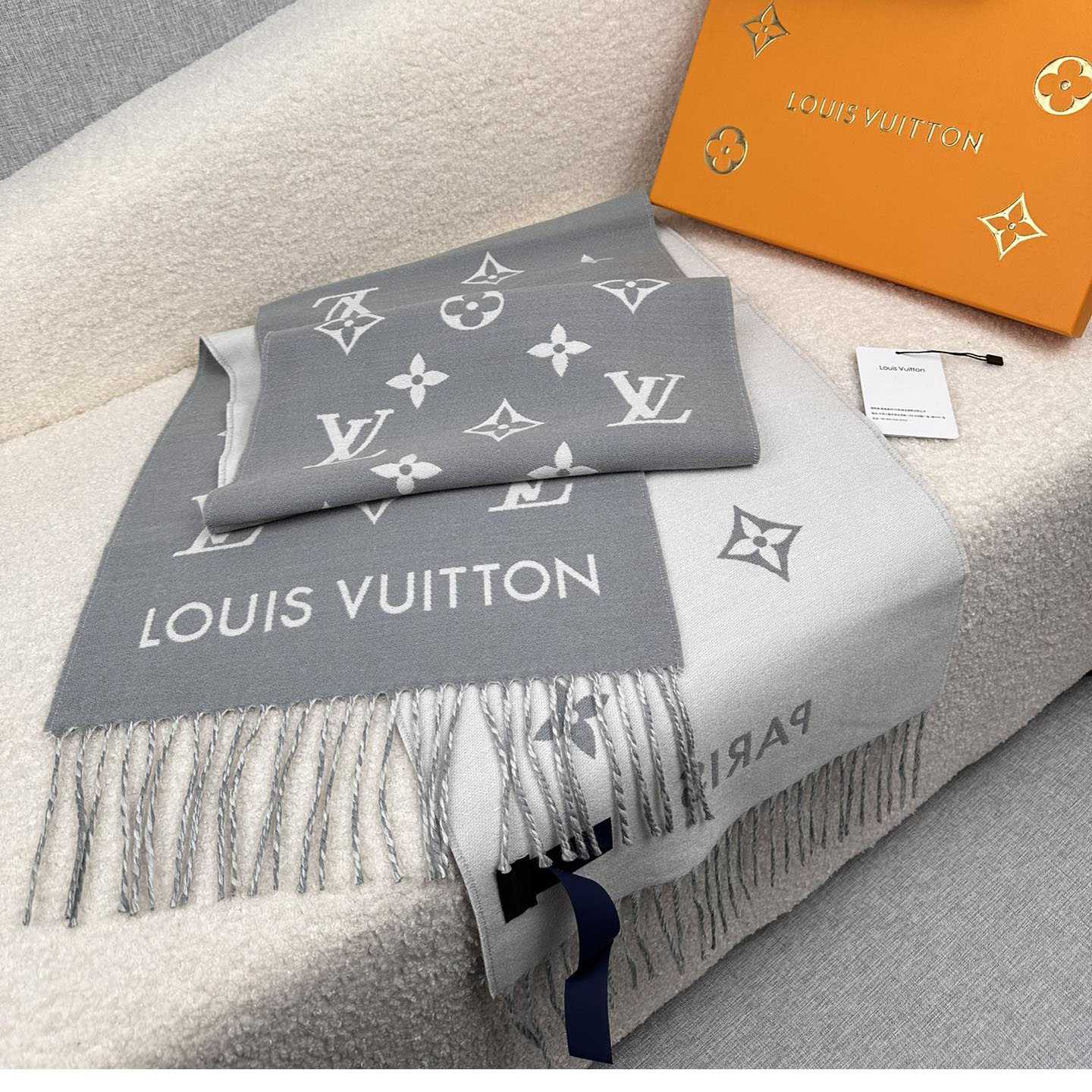 Louis Vuitton All About Monogram Scarf  M79226 - DesignerGu