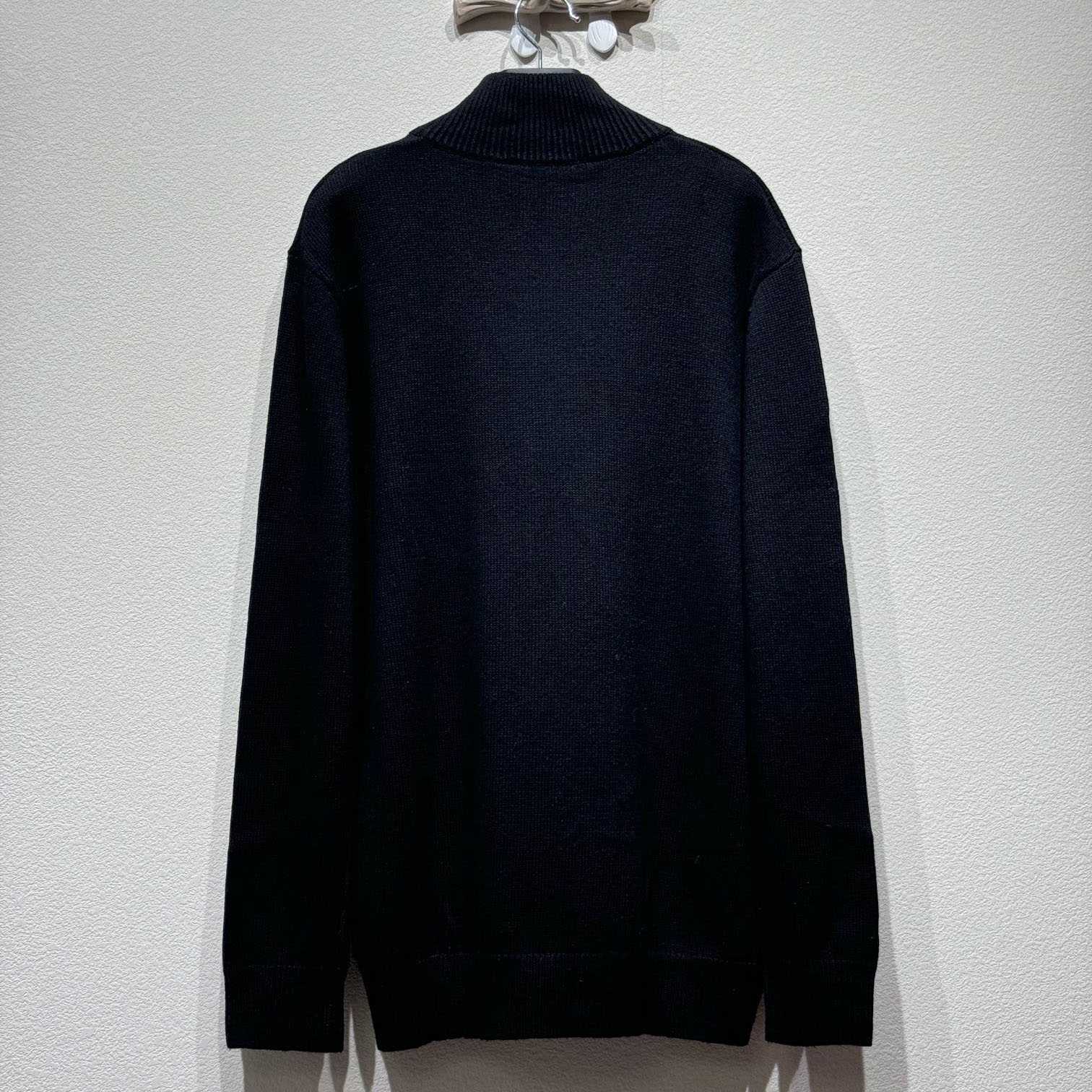 Prada Logo-embroidered Cashmere Cardigan - DesignerGu