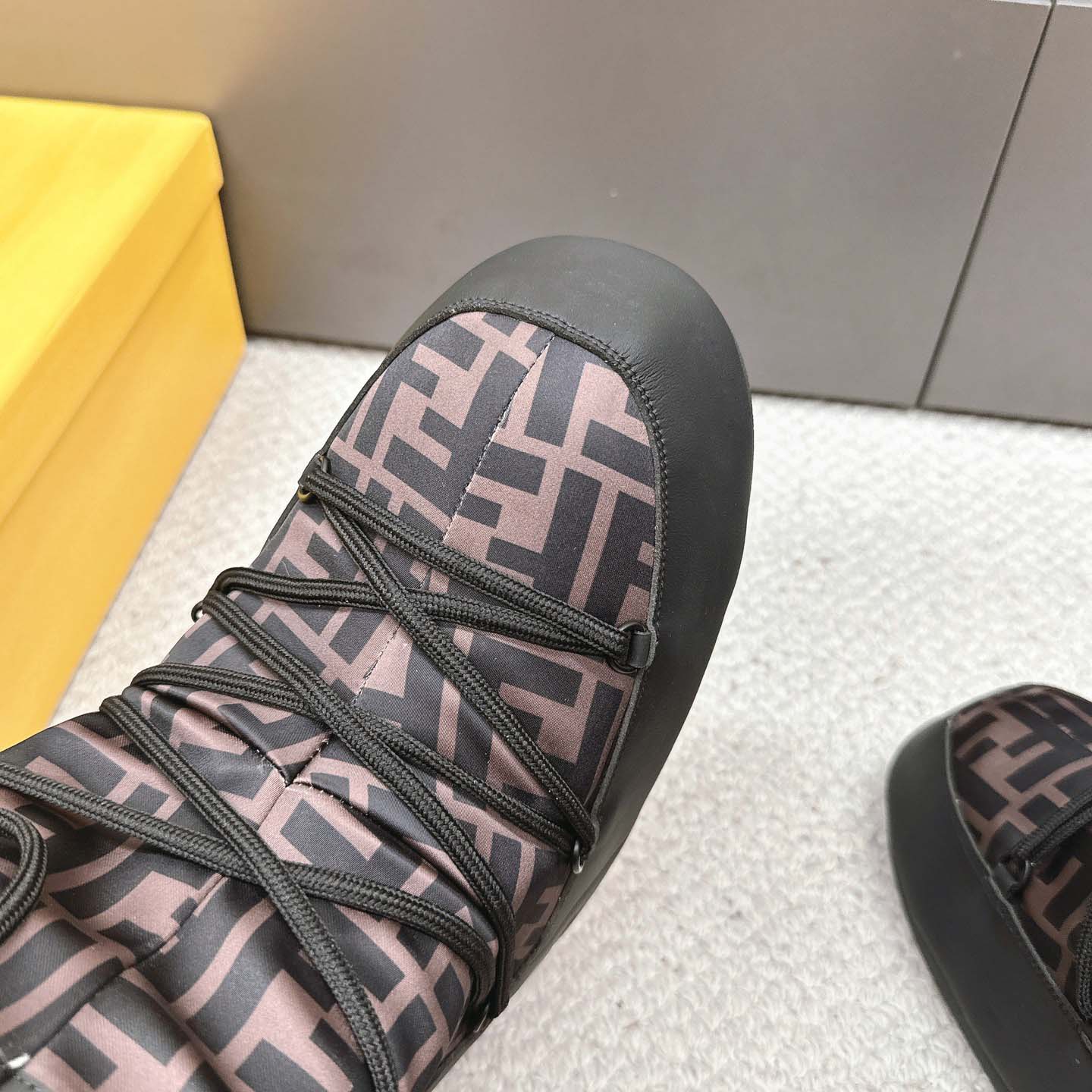 Fendi FF Motif Moon Boots - DesignerGu