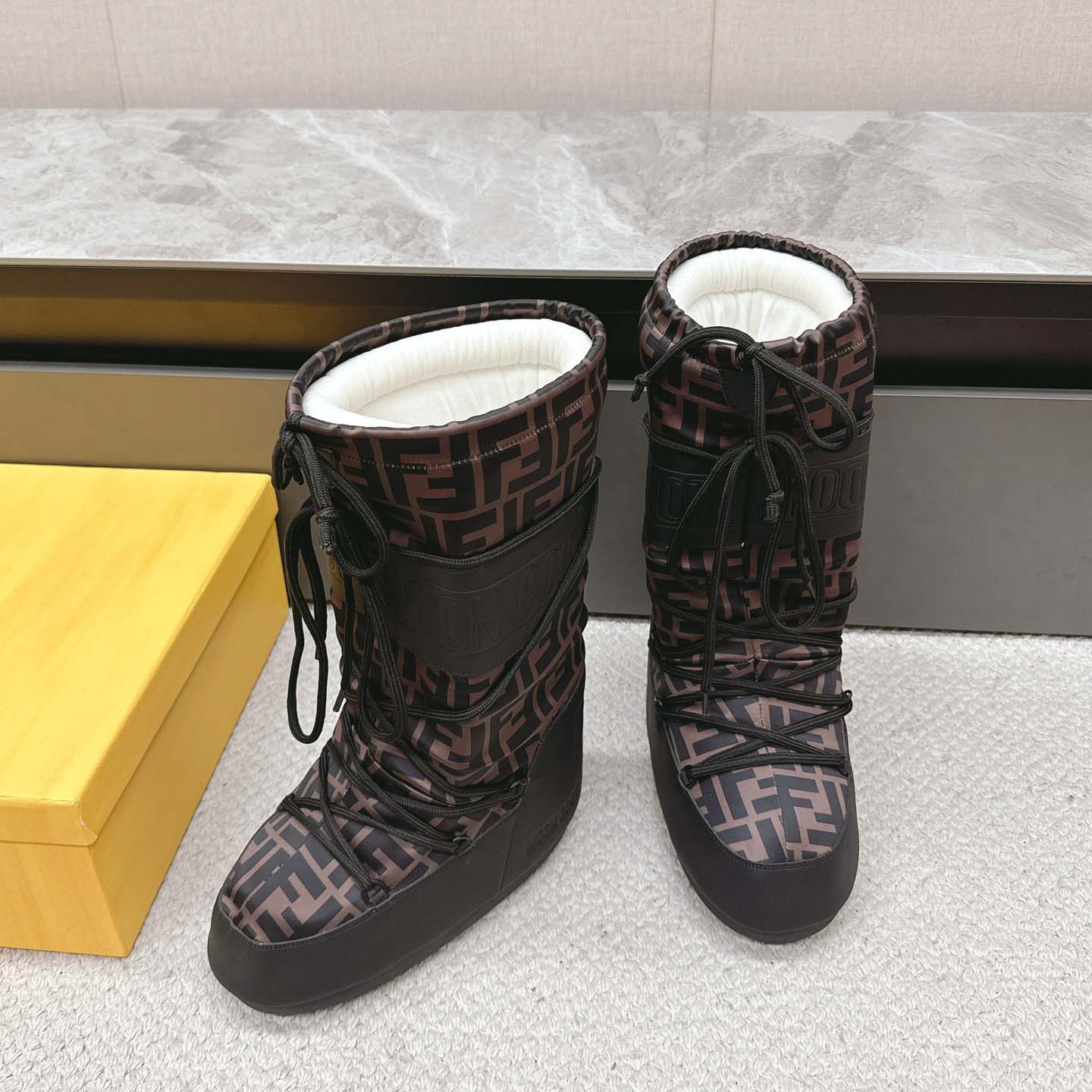 Fendi FF Motif Moon Boots - DesignerGu