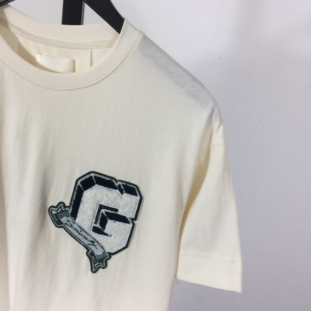 Givenchy Powder G College T-Shirt  - DesignerGu