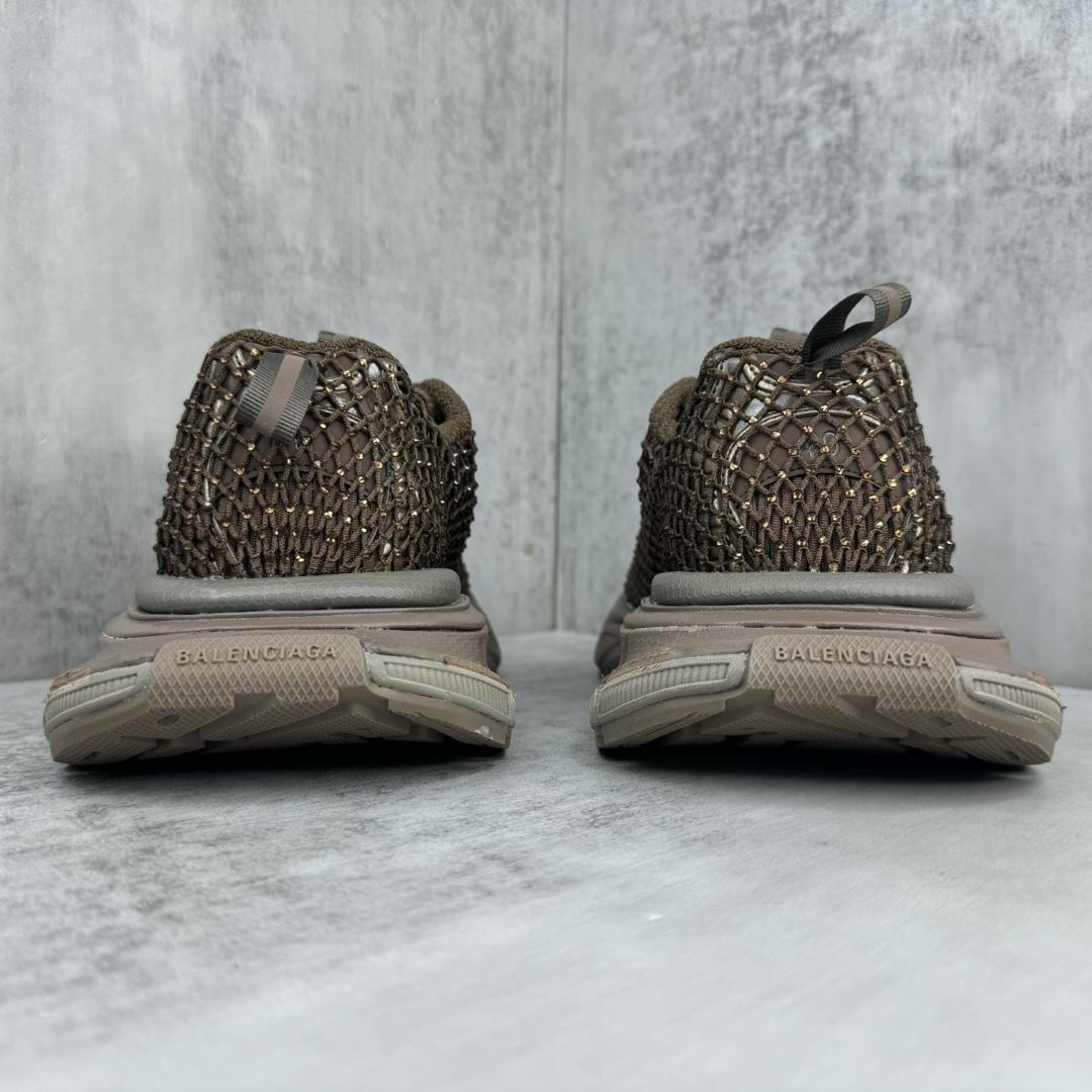 Balenciaga 3XL Fishnet Sneaker - DesignerGu