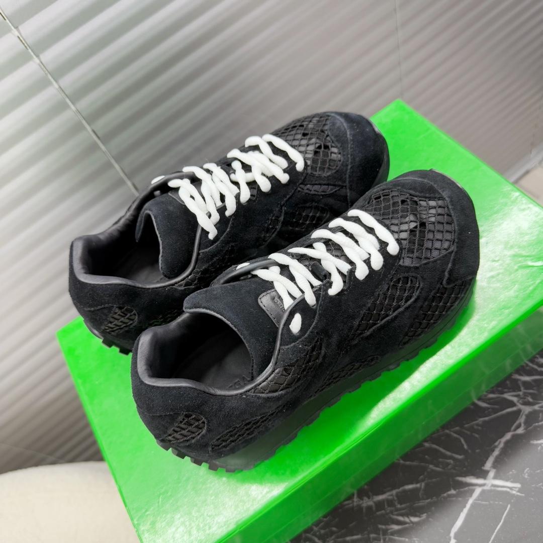 Bottega Veneta Orbit Sneaker  - DesignerGu