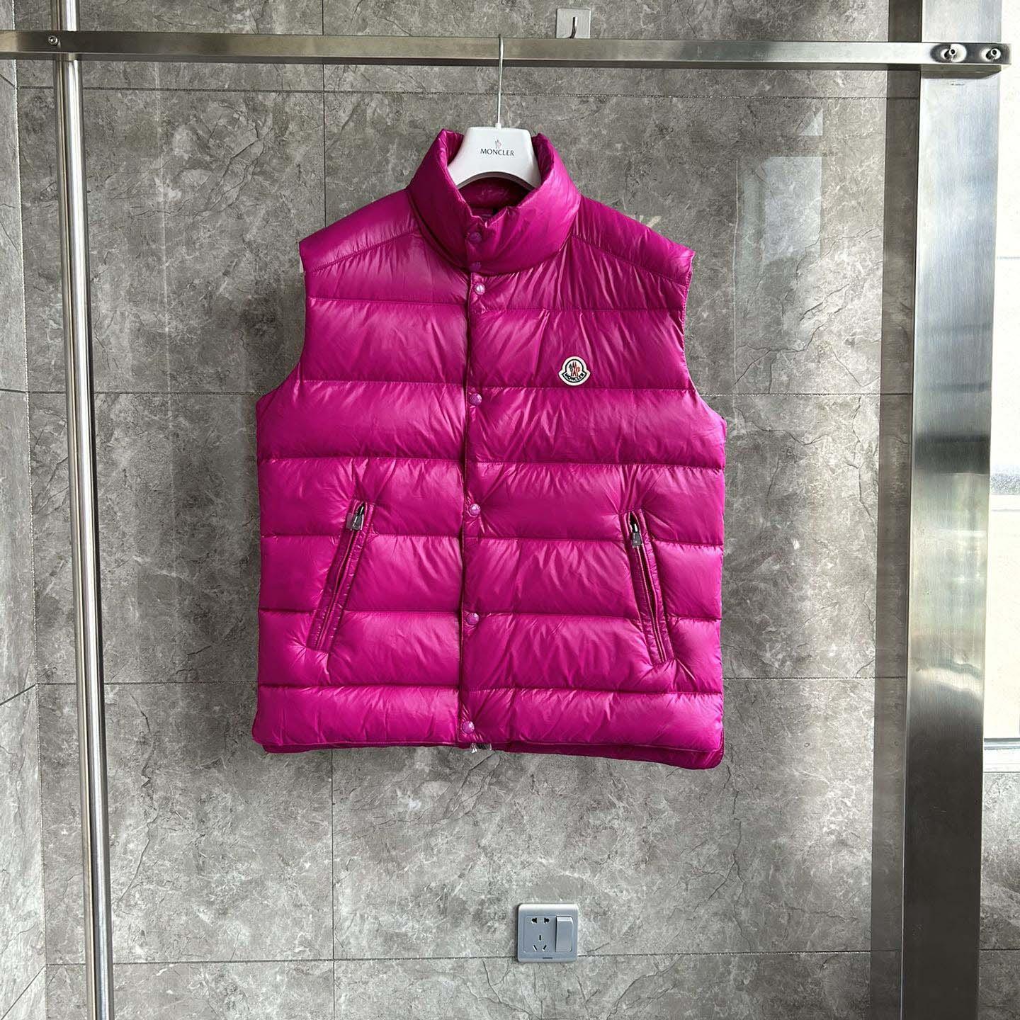 Moncler Tibb Puffer Vest - DesignerGu