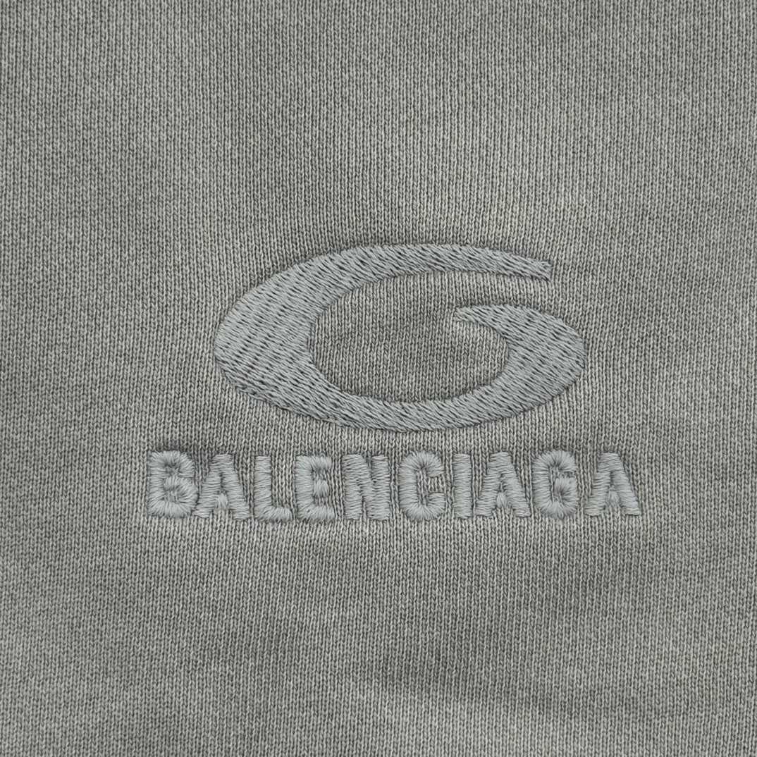 Balenciaga Y2K Zip-Up Hoodie Regular Fit In Light Beige - DesignerGu