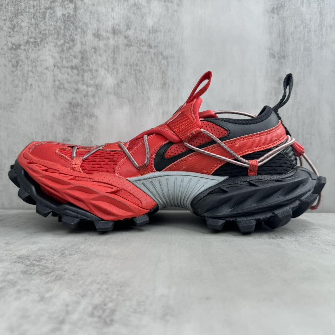 Balenciaga Hike Sneaker In Red And Black  - DesignerGu