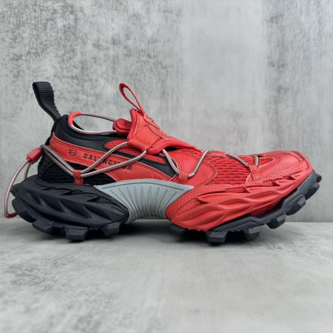 Balenciaga Hike Sneaker In Red And Black  - DesignerGu