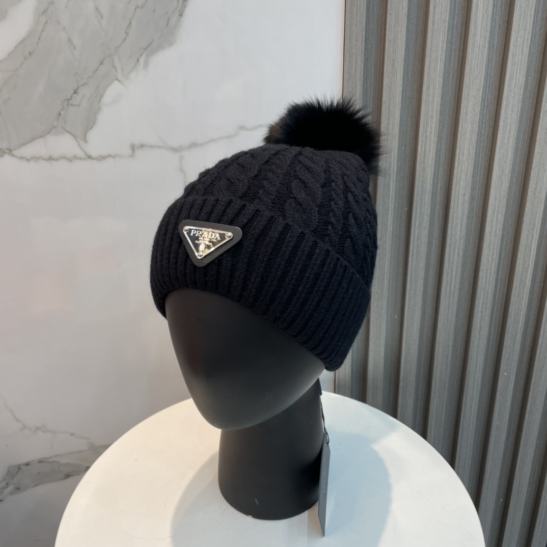 Prada Beanie - DesignerGu