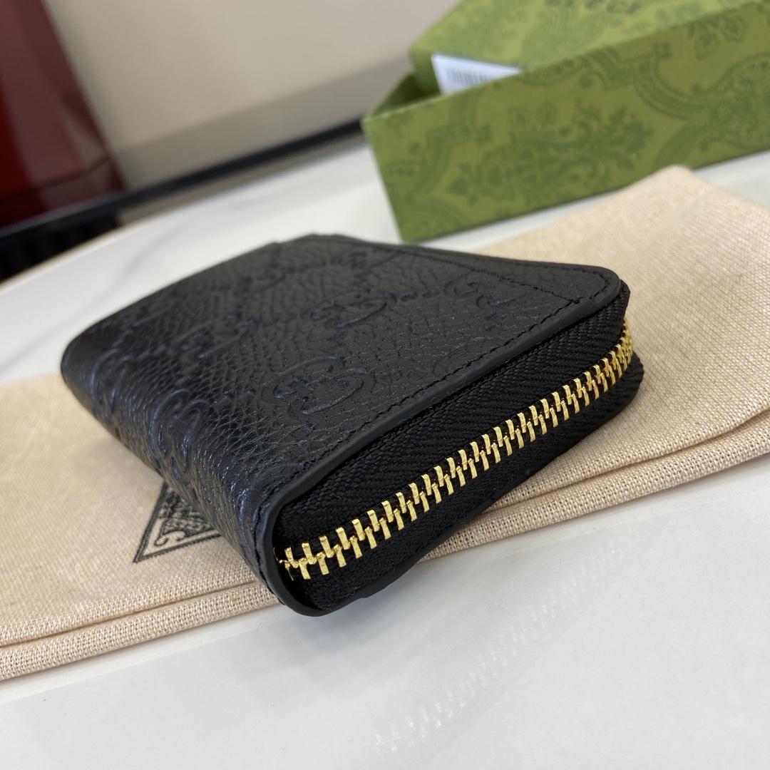 Gucci GG Emblem Zip Card Case  - DesignerGu