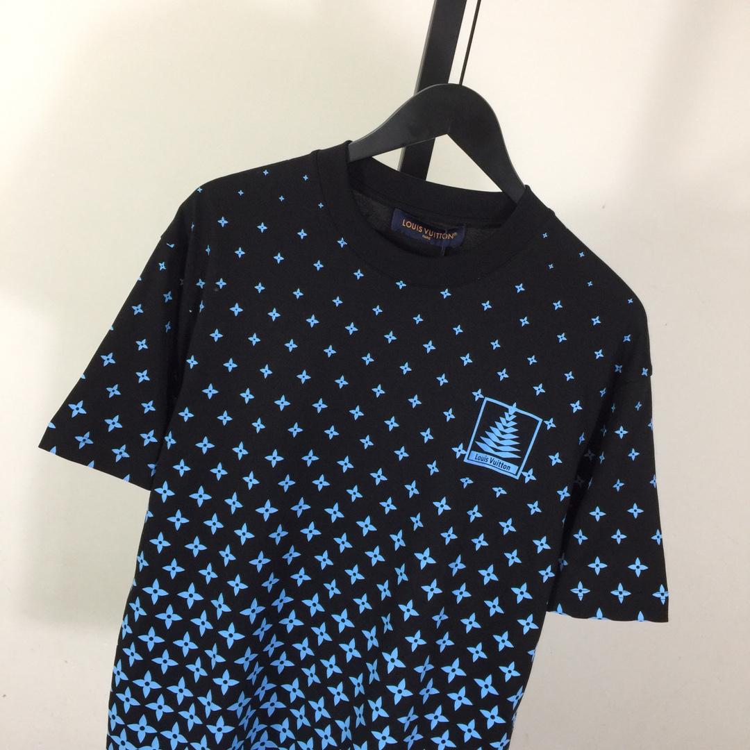 Louis Vuitton Logo T-Shirt - DesignerGu