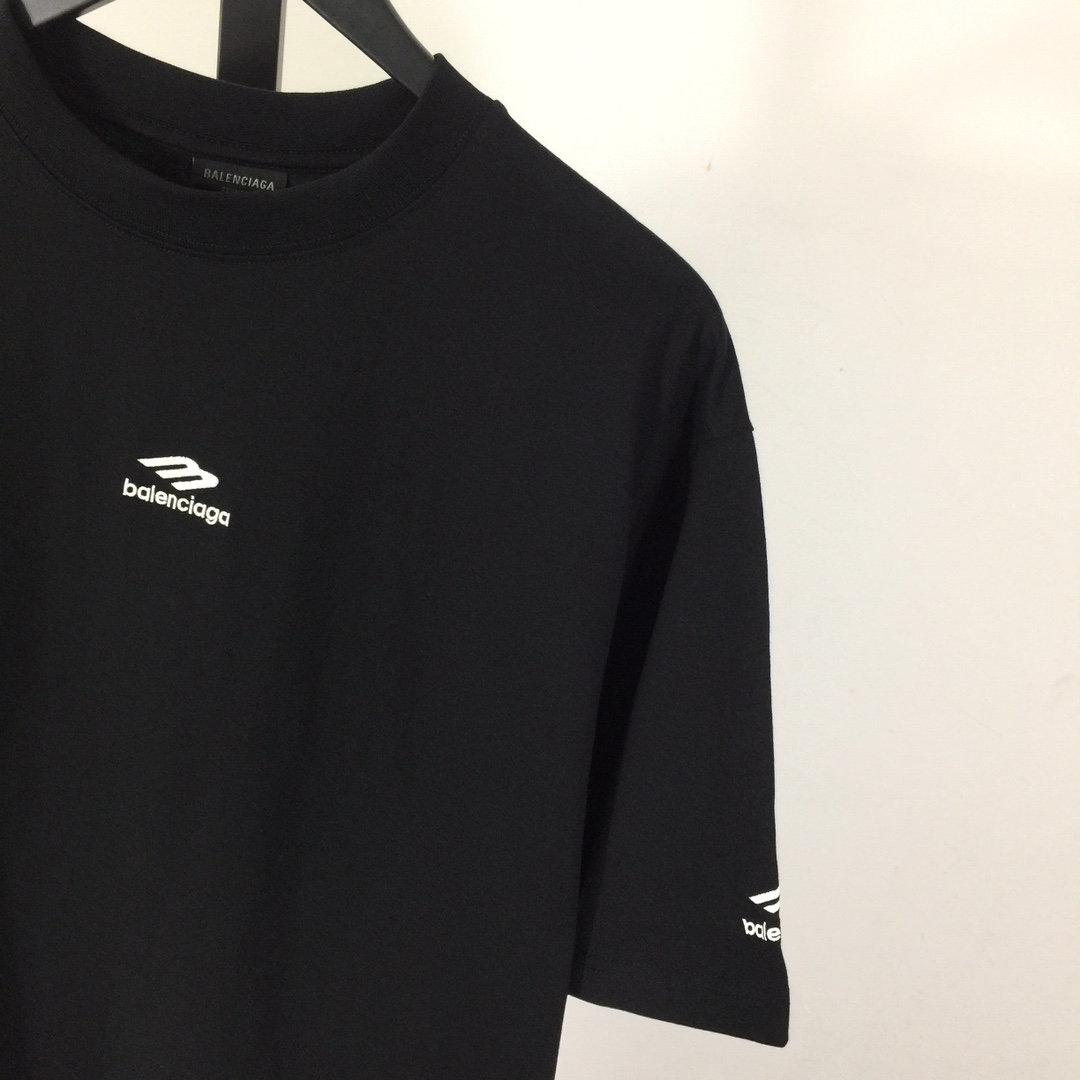 Balenciaga Logo-embroidered T-shirt - DesignerGu