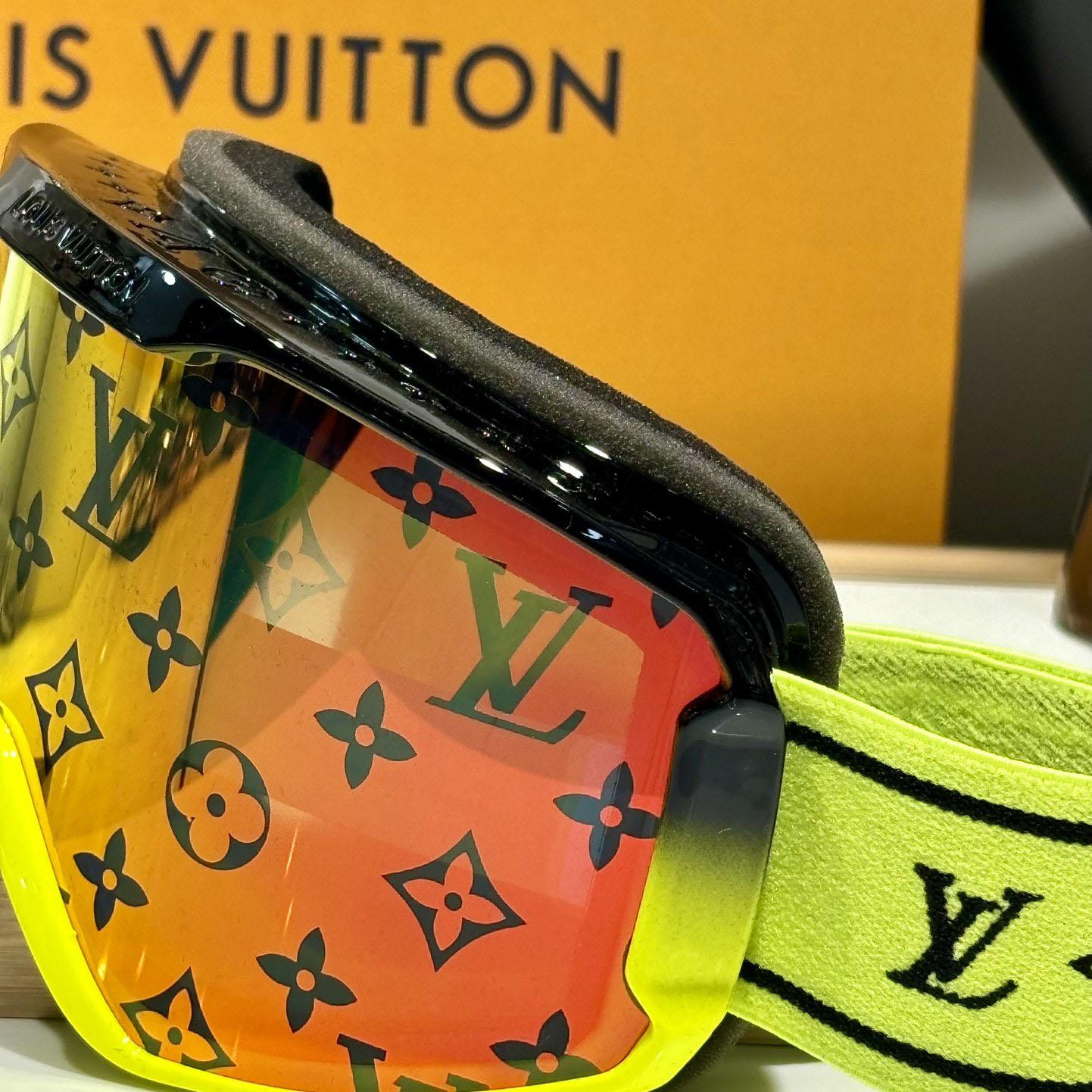 Louis Vuitton LV Snow Mask     - DesignerGu