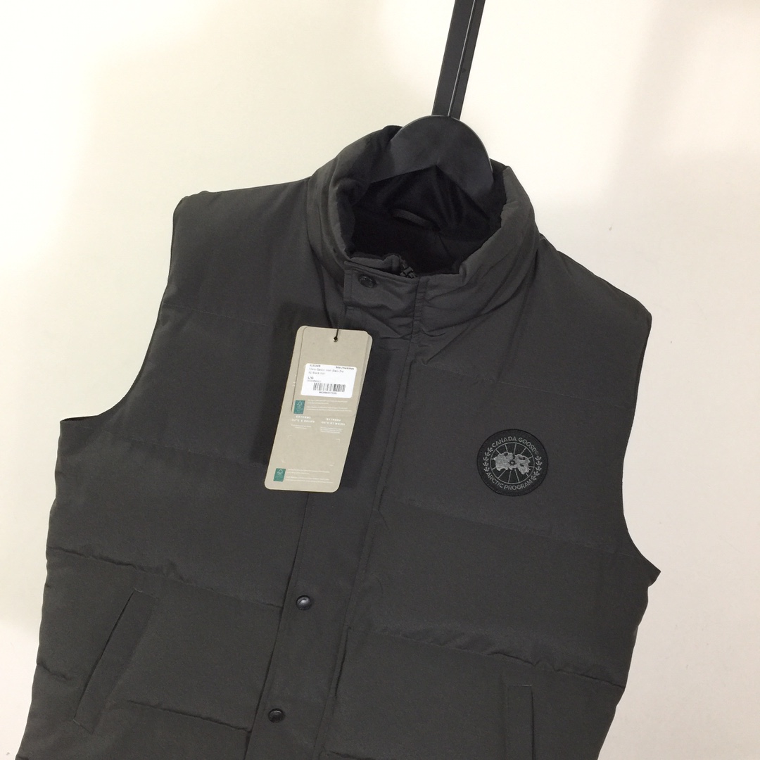 Canada Goose Black Label Down Vest - DesignerGu