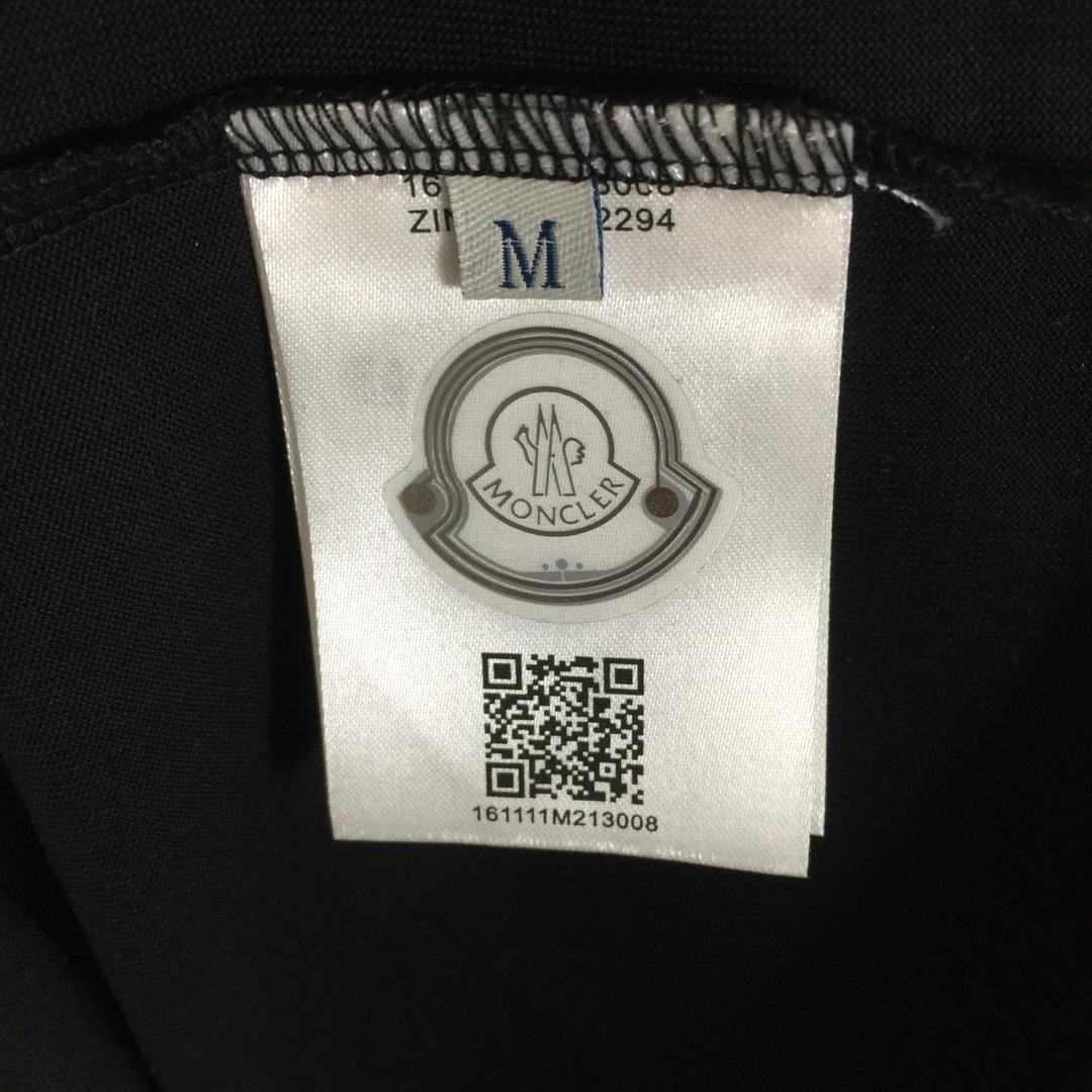 Moncler Logo T-Shirt - DesignerGu