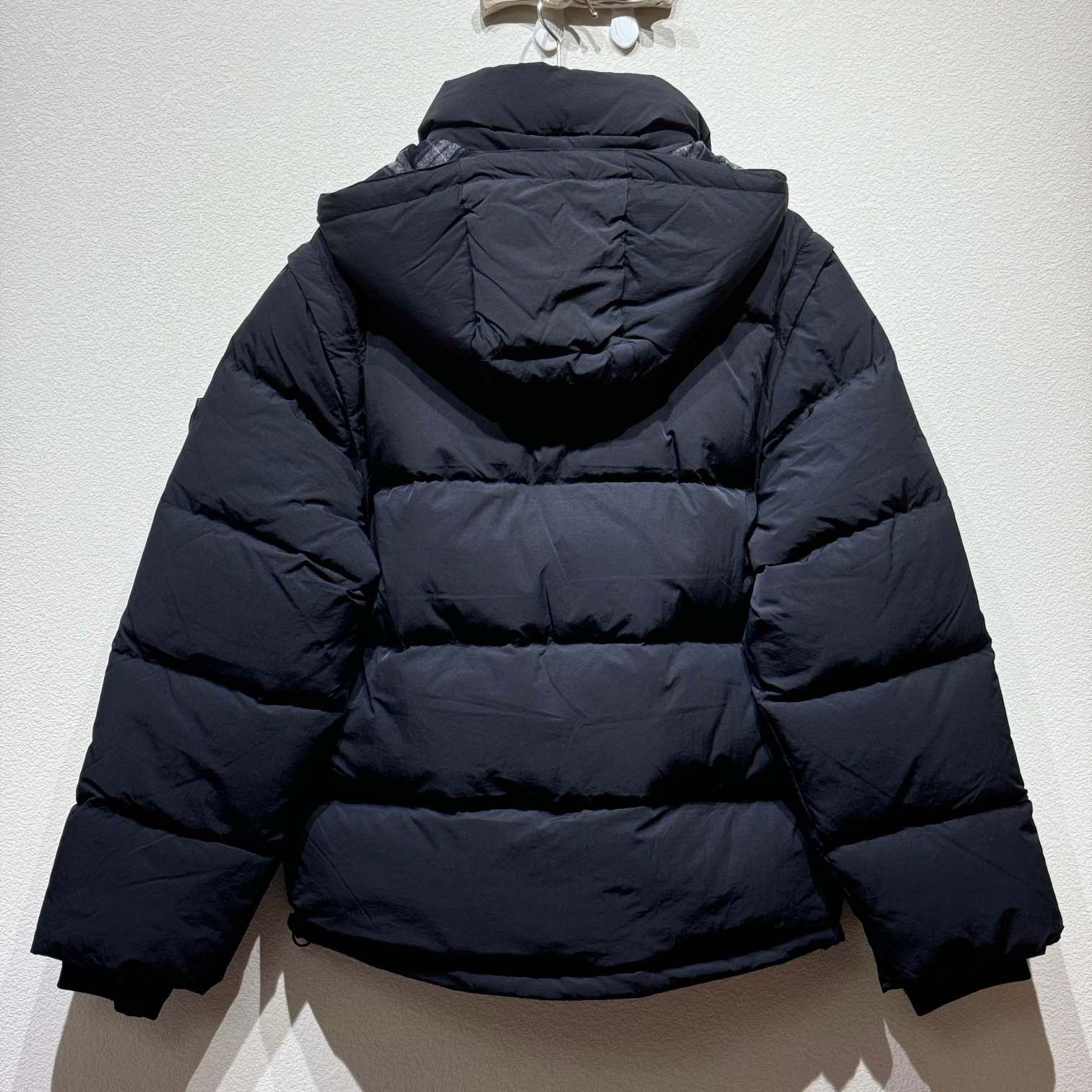 Burberry Detachable Sleeve Nylon Bideford Puffer Jacket - DesignerGu