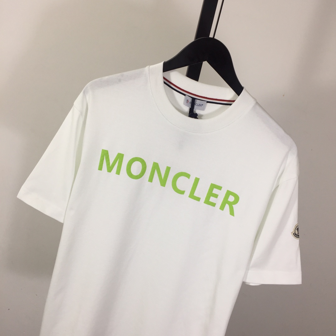 Moncler Logo T-Shirt - DesignerGu