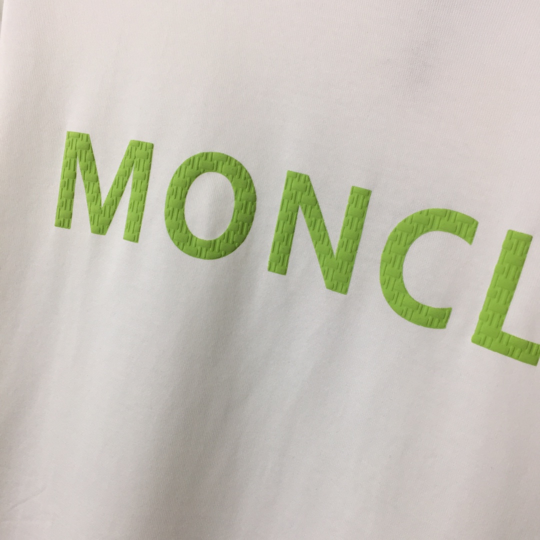 Moncler Logo T-Shirt - DesignerGu