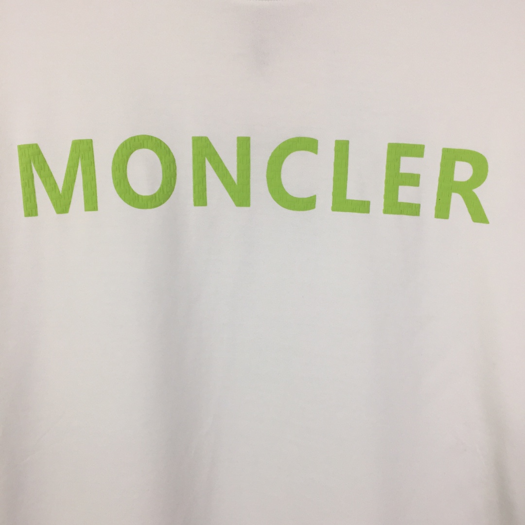 Moncler Logo T-Shirt - DesignerGu