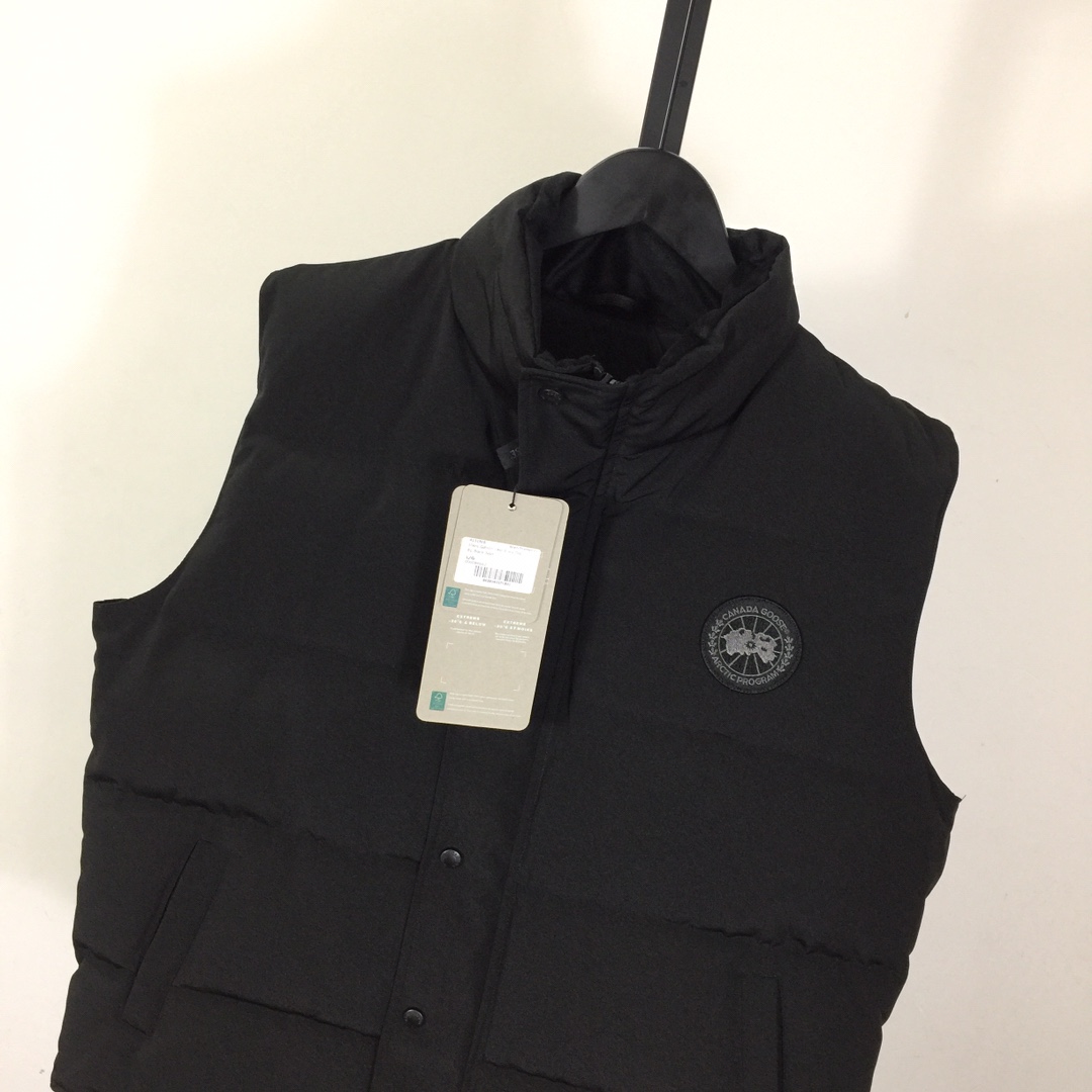 Canada Goose Black Label Down Vest - DesignerGu